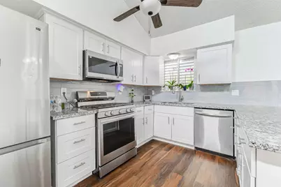 4322 Billy Lane, Fresno, TX 77545 - Photo 11