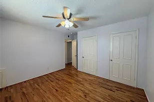 425 E 9th St, Houston, TX 77007 - Photo 15