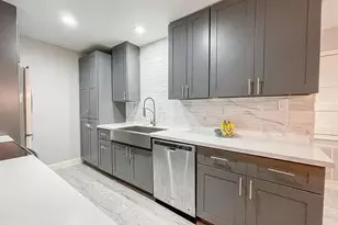 12633 Memorial Dr, Houston, TX 77024 - Photo 9