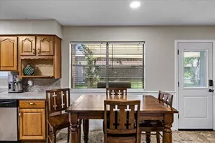 205 W Vaughn Ln, Deer Park, TX 77536 - Photo 7