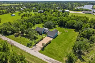 5018 Starboard Ln, Dickinson, TX 77539 - Photo 1