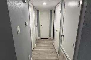 10049 Westpark Dr, Houston, TX 77042 - Photo 9