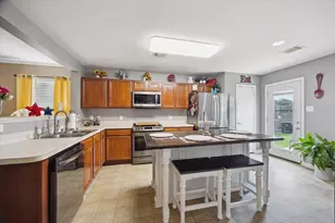 4018 Fairhope Oak St, Pasadena, TX 77503 - Photo 3