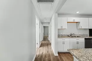 8746 Cowart St, Houston, TX 77029 - Photo 5
