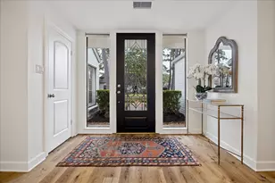 10106 Cedar Creek Dr, Houston, TX 77042 - Photo 3