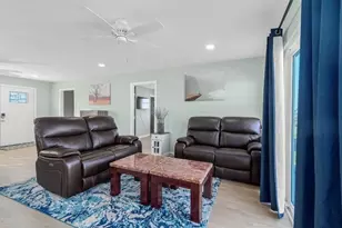 1019 Treaty Dr, Surfside Beach, TX 77541 - Photo 11