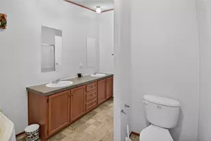 351 County Rd 454, Dayton, TX 77535 - Photo 13