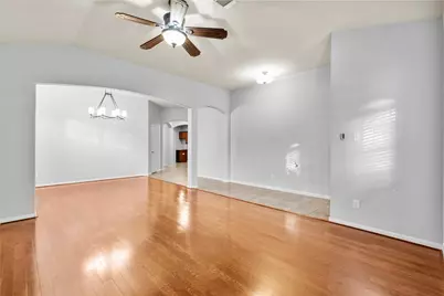 6126 Bradford Lane, League City, TX 77573 - Photo 5