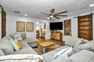 631 Clear Lake Rd, Clear Lake Shores, TX 77565 - Photo 13