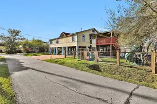 631 Clear Lake Rd, Clear Lake Shores, TX 77565 - Photo 29