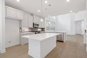 12822 Meadow Wind Wy, Conroe, TX 77302 - Photo 3