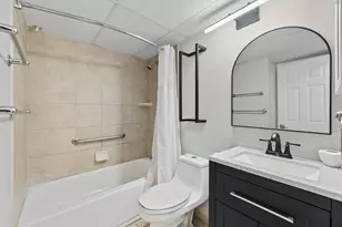 6102 Seawall Blvd, Galveston, TX 77551 - Photo 25