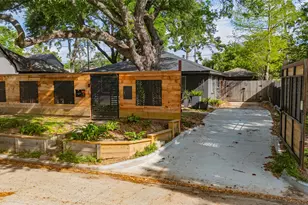 419 Fairbanks St, Houston, TX 77009 - Photo 5