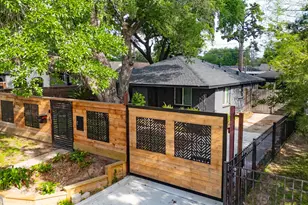 419 Fairbanks St, Houston, TX 77009 - Photo 1
