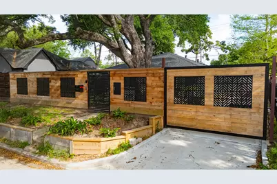 419 Fairbanks Street, Houston, TX 77009 - Photo 7