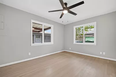 419 Fairbanks Street, Houston, TX 77009 - Photo 27