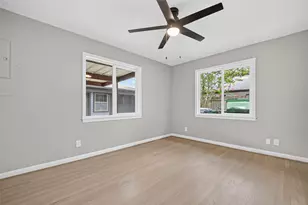 419 Fairbanks St, Houston, TX 77009 - Photo 27