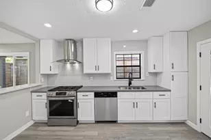 419 Fairbanks St, Houston, TX 77009 - Photo 15