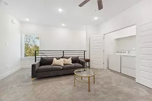 3828 Noah St, Houston, TX 77021 - Photo 9