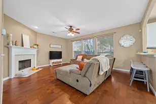 59 Genesee Ridge Dr, The Woodlands, TX 77385 - Photo 11