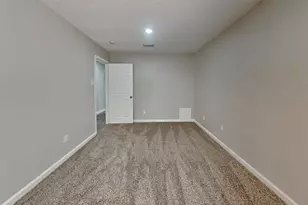 2314 Pebbledowne Cir, Sugar Land, TX 77478 - Photo 11