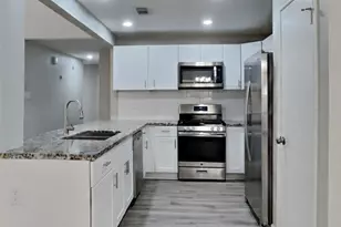 2314 Pebbledowne Cir, Sugar Land, TX 77478 - Photo 7