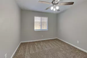 2314 Pebbledowne Cir, Sugar Land, TX 77478 - Photo 15