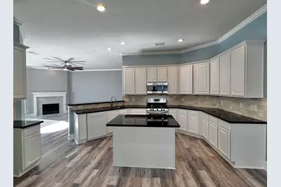 14531 Chestnut Falls Drive, Cypress, TX 77433 - Photo 7
