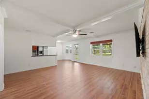 5522 Chantilly Ln, Houston, TX 77092 - Photo 5