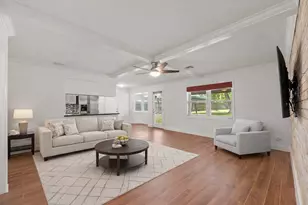 5522 Chantilly Ln, Houston, TX 77092 - Photo 7