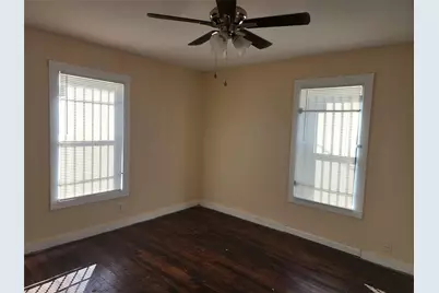 9413 Merle Street, Houston, TX 77033 - Photo 11