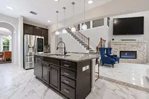 422 Honeysuckle Vine Dr, Rosenberg, TX 77469 - Photo 11