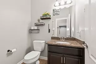 422 Honeysuckle Vine Dr, Rosenberg, TX 77469 - Photo 13