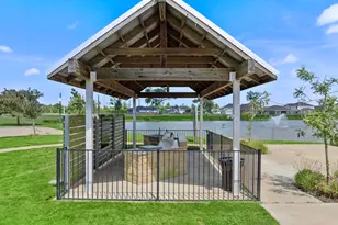 126 Water Grass Trl, Clute, TX 77531 - Photo 35