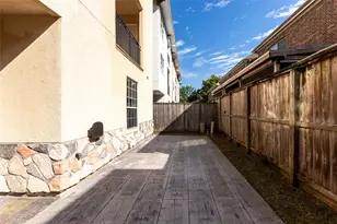 3019 Falls At Fairdale, Houston, TX 77057 - Photo 7