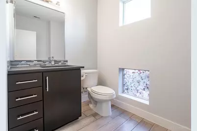 2110 Crocker Street, Houston, TX 77006 - Photo 15