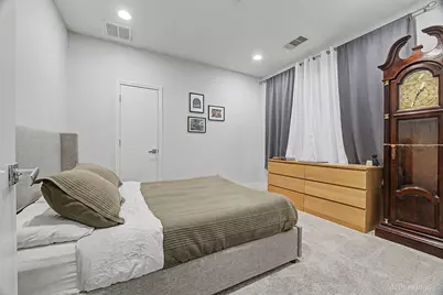 2110 Crocker Street, Houston, TX 77006 - Photo 13