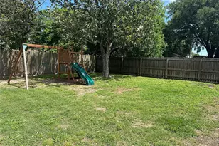 1126 E Dartmouth Ln, Deer Park, TX 77536 - Photo 21