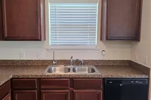 723 Crystal Lakes Dr, Brookshire, TX 77423 - Photo 15