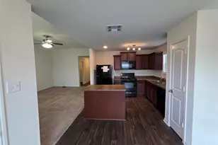 723 Crystal Lakes Dr, Brookshire, TX 77423 - Photo 13