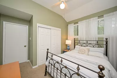31 Gannet Hollow Place, The Woodlands, TX 77381 - Photo 19