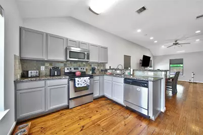 2314 Carr Street, Houston, TX 77026 - Photo 11