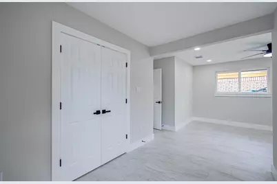 9259 Richland Drive, Houston, TX 77078 - Photo 13