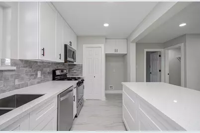 9259 Richland Drive, Houston, TX 77078 - Photo 23