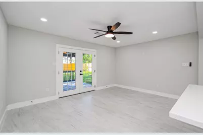9259 Richland Drive, Houston, TX 77078 - Photo 29