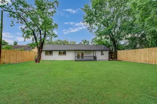 9259 Richland Dr, Houston, TX 77078 - Photo 35