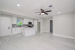 9259 Richland Dr, Houston, TX 77078 - Photo 27