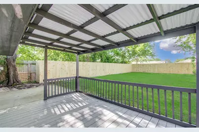 9259 Richland Drive, Houston, TX 77078 - Photo 31