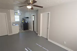 3335 Tuam St, Houston, TX 77004 - Photo 1