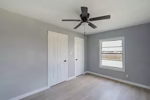126 W 6th St, Freeport, TX 77541 - Photo 27